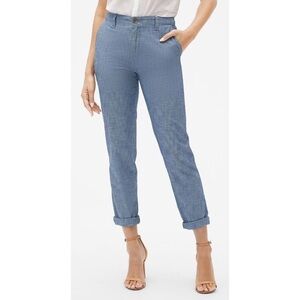 NWOT GAP Girlfriend Khaki in Chambray. Size 6.